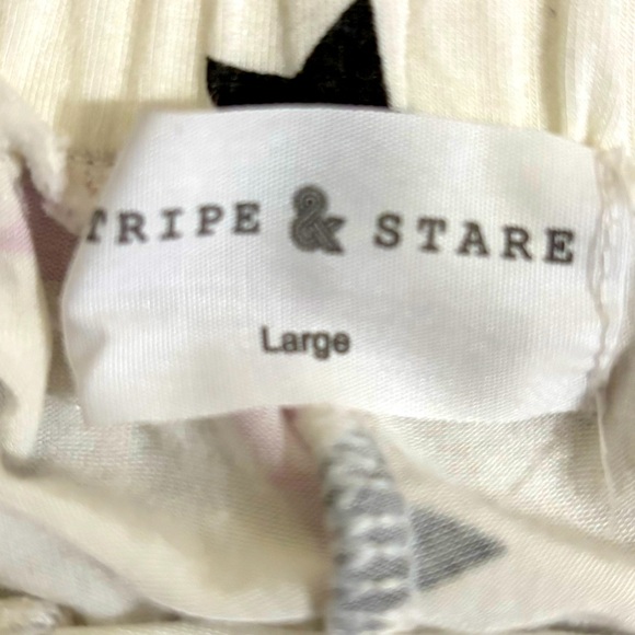 Stripe & Stare short pajama set - Picture 2 of 9